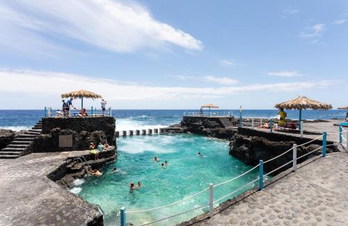 Los Sauces Apartment | Home2Book Sea Side Charco Azul Pool Apartment Wifi