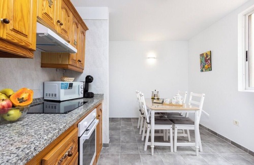 Radazul Apartment | Home2Book Sunshine Radazul Home