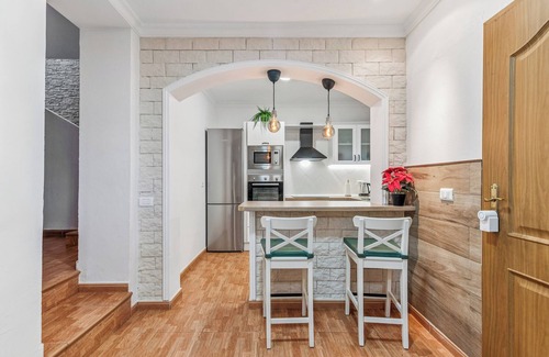 Valleseco Ski Chalet | Home2Book Valleseco Mountain Views, BBQ & Jacuzzi