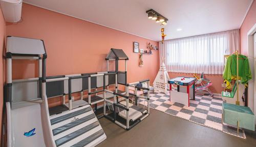 Hallim Villa | Homechee Kids Poolvilla