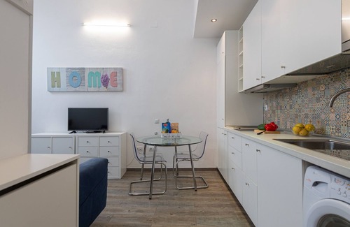 Casco Historico de Arucas Ski Chalet | HomeForGuest Cozy Loft with Parking next to the Cathedral of Arucas