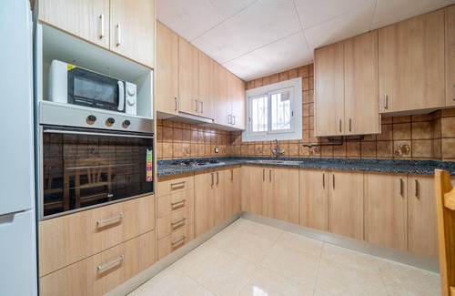 Pineda de Mar Apartment | HomeHolidaysRentals Dona - Costa Barcelona