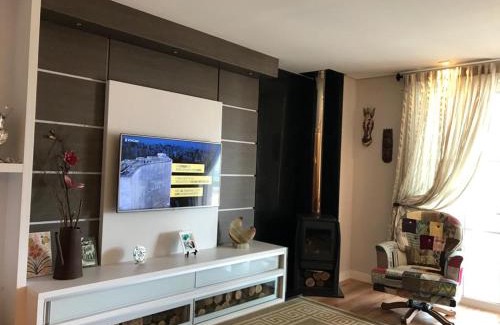 Gramado Apartment | Homelland Apto205, junto ao centro de Gramado