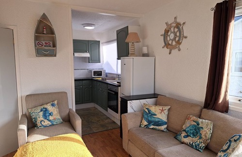 Bridlington Ski Chalet | Homely 2-Bed Chalet in Bridlington - Free WiFi