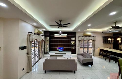 Seremban 2 House | Homely, Seremban 2, Spacious, Cozy, Quiet, WiFi, Guarded