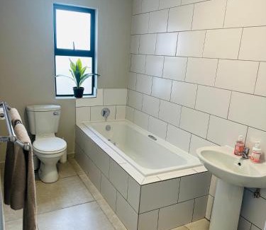 Kempton Park Apartment | Homely Stay 3