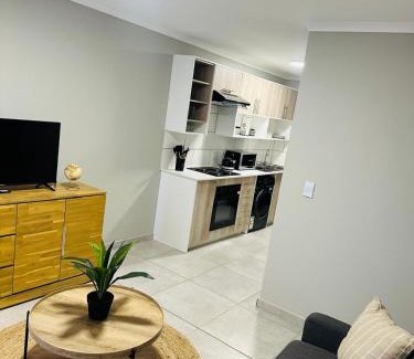 Kempton Park Apartment | Homely Stay 4