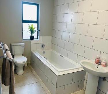 Kempton Park Apartment | Homely Stay 4