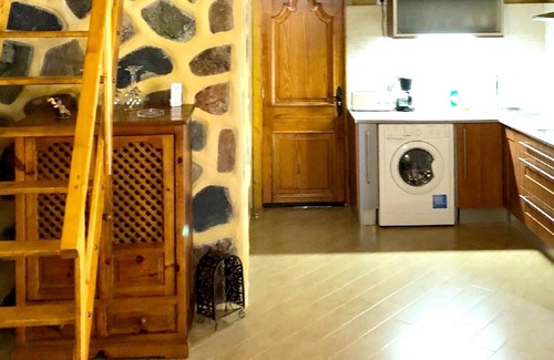 San Bartolome de Tirajana House | Homerez - House 15 km away from the beach for 4 ppl. with jacuzzi and garden