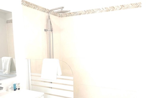 L'Autre-Bord Apartment | Homerez - 200 m away from the beach! Appartement for 2 ppl. with swimming-pool