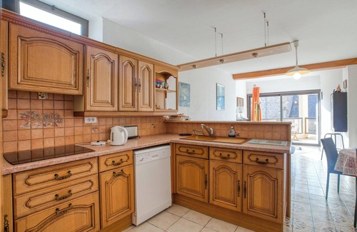 Saint-Jacut-de-la-Mer Apartment | Homerez - Apartment in Saint-Jacut