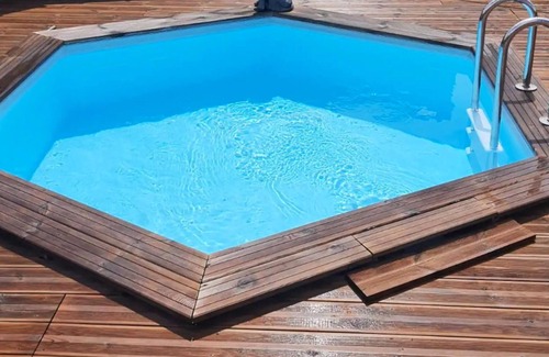 Sainte-Rose Villa | Homerez - Amazing villa 1 km away from the beach for 8 ppl. with swimming-pool