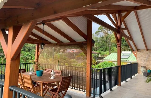 Capesterre-Belle-Eau Apartment | Homerez - Apartment Capesterre-Belle-Eau