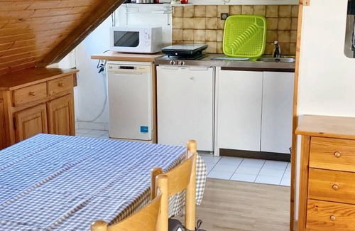 Bagneres-de-Luchon Apartment | Homerez - Apartment in Bagnères-de-Luchon