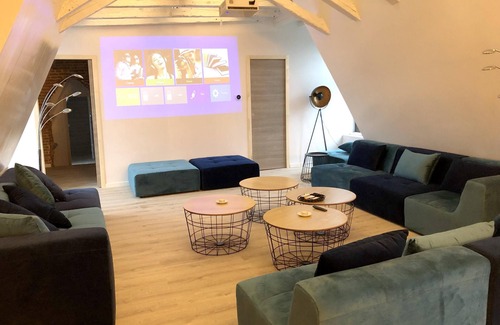 Vernou-sur-Brenne Apartment | Homerez - Apartment in Vernou-sur-Brenne