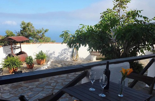 Los Silos Apartment | Homerez - Apartment in Los Silos with terrace