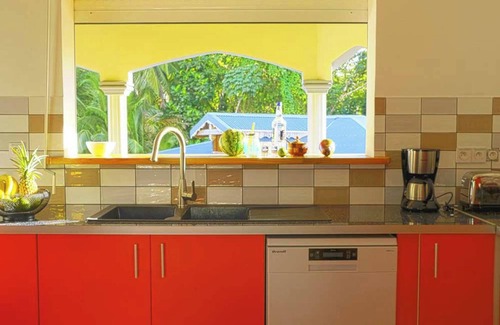 Lamentin Apartment | Homerez - Apartment in Lamentin, pool.