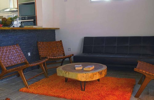 Lamentin Apartment | Homerez - Apartment in Lamentin, pool.