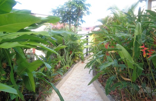 Port-Louis Apartment | Homerez - Apt in Port-Louis with garden