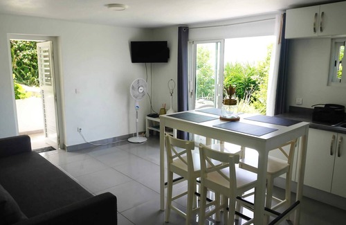 Oyster Pond Apartment | Homerez - Apt. Saint Martin, pool.