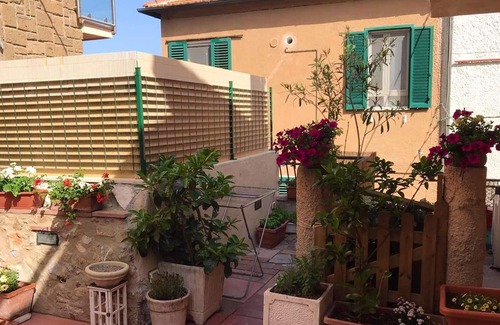 Talamone Apartment | Homerez - Beautiful appartement 4 km away from the beach for 4 ppl. at Talamone