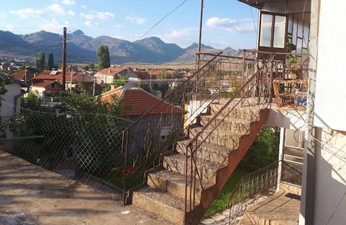 Prilep Apartment | Homerez - Beautiful appartement for 4 ppl. with terrace and balcony at Prilep