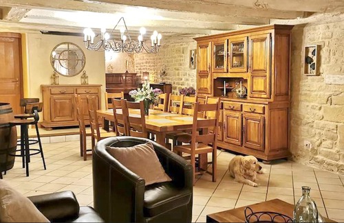 Prats-de-Carlux House | Homerez - Big house for 10 ppl. with garden and terrace at Prats-de-Carlux