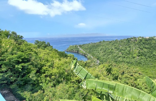 Marigot House | Homerez - Bungalow in Marigot, sea view.