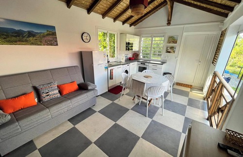 Baie-Mahault House | Homerez - Bungalow in Baie-Mahault, private pool