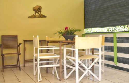 Morne Rouge House | Homerez - Bungalow in Sainte-Rose