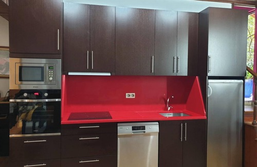 Alpendurada e Matos House | Homerez - Charming House Apendurada with Garden