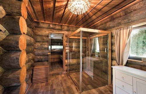Le Thoronet Ski Chalet | Homerez - Charming lakeside chalet with spa and sauna