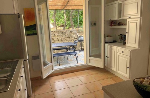Pont Royal Villa | Homerez - Charming Villa in Mallemort with Private Pool and Garden