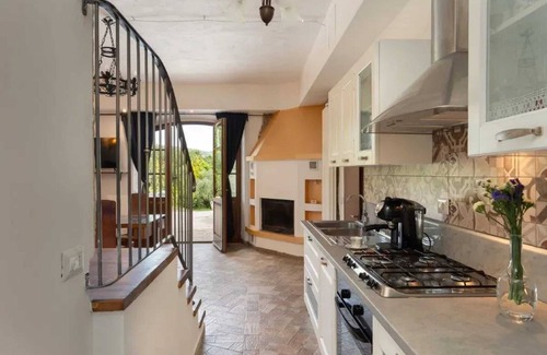 Pieve al Bagnoro Villa | Homerez - Charming Villa in Arezzo with Private Pool and Garden