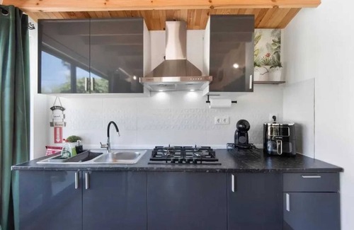 Ponte de Vagos House | Homerez - Comfortable House in Ponte de Vagos, Garden