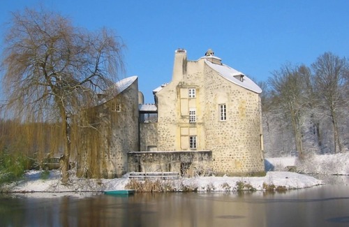 Montmorency Apartment | Homerez - Cosy Apt Montmorency