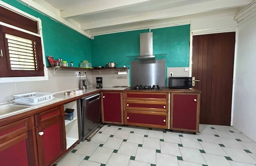 Lamentin House | Homerez - Cozy house with garden in Lamentin