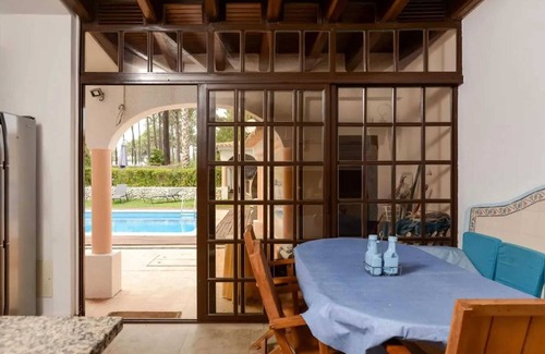 Verdizela Villa | Homerez - Elegant Villa in Corroios with Private Pool