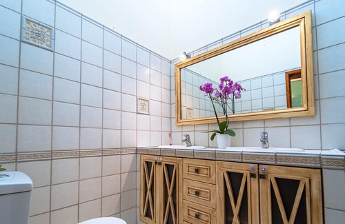 Arico Villa | Homerez - Spacious villa 1 km away from the beach for 6 ppl. with swimming-pool