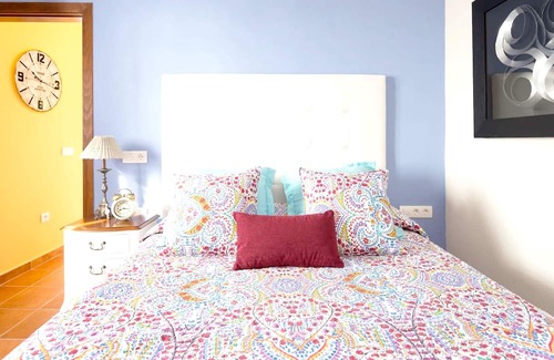 Los Gavilanes House | Homerez - House 8 km away from the beach for 4 ppl. with shared pool and jacuzzi