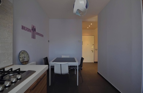 Vercelli Apartment | Homerez - Flat in Vercelli with balcony.