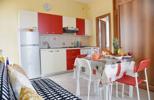 Laura Apartment | Homerez - Flat with garden in Capaccio-Paestum