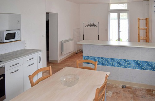 Channay-sur-Lathan House | Homerez - House Channay-sur-Lathan