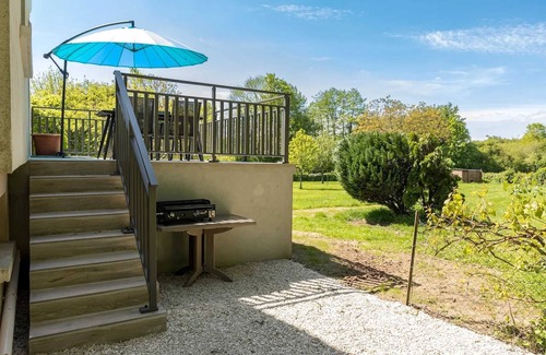 Ouzouer-sur-Trezee House | Homerez - House in Ouzouer-sur-Trézée