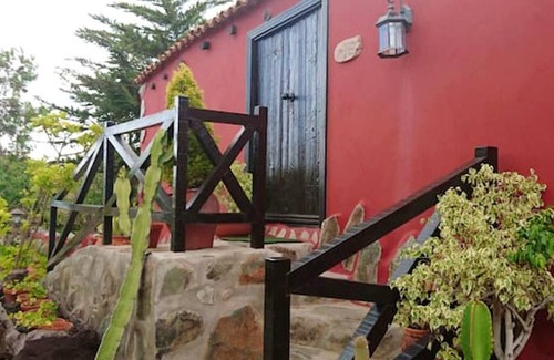 La Sabinita House | Homerez - House 12 km away from the beach for 4 ppl. with garden at La Sabinita