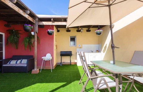 San Isidro House | Homerez - House 5 km away from the beach for 9 ppl. with jacuzzi at San Isidro