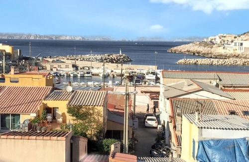 8th Arrondissement House | Homerez - House Calanques Marseille.
