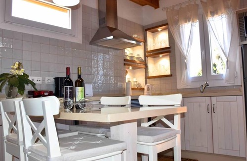 La Mancha House | Homerez - House 2 km away from the beach for 4 ppl. at Icod de los Vinos