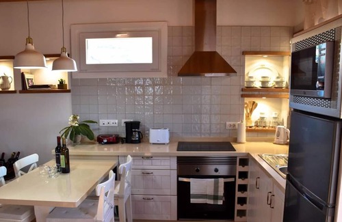 La Mancha House | Homerez - House 2 km away from the beach for 4 ppl. at Icod de los Vinos