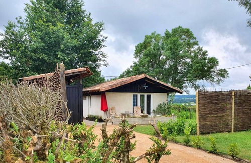 Montfermier House | Homerez - House for 2 ppl. with swimming-pool, garden and terrace at Montfermier